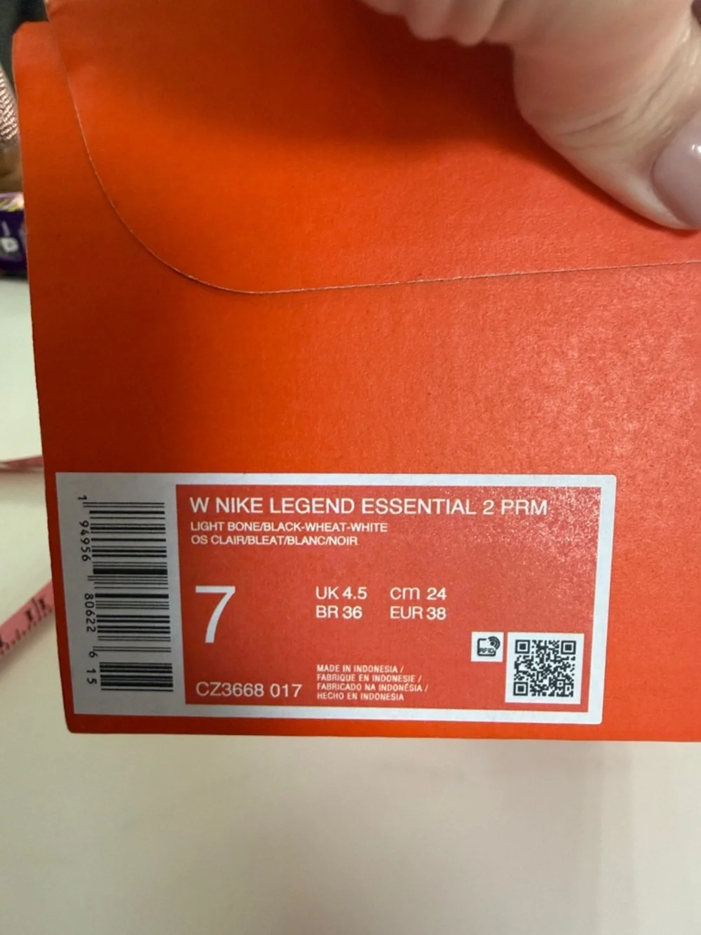 Nike Legend Essential 2 Prm Size 7 - Picture 6 of 6